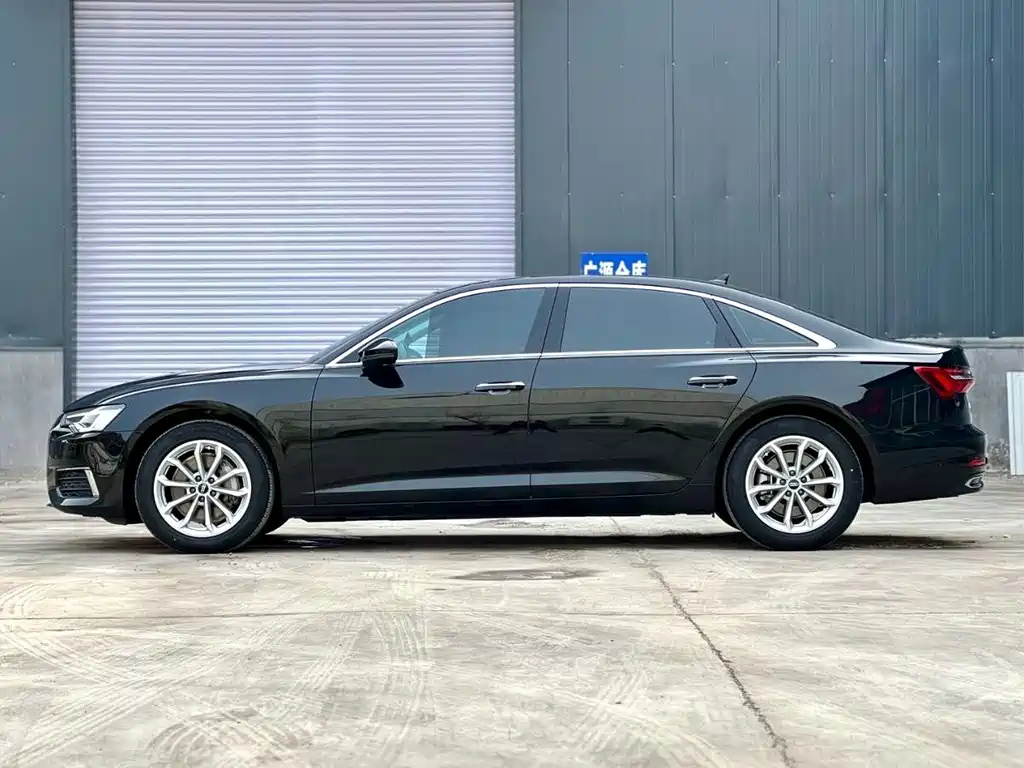 AUDI A6L 2022