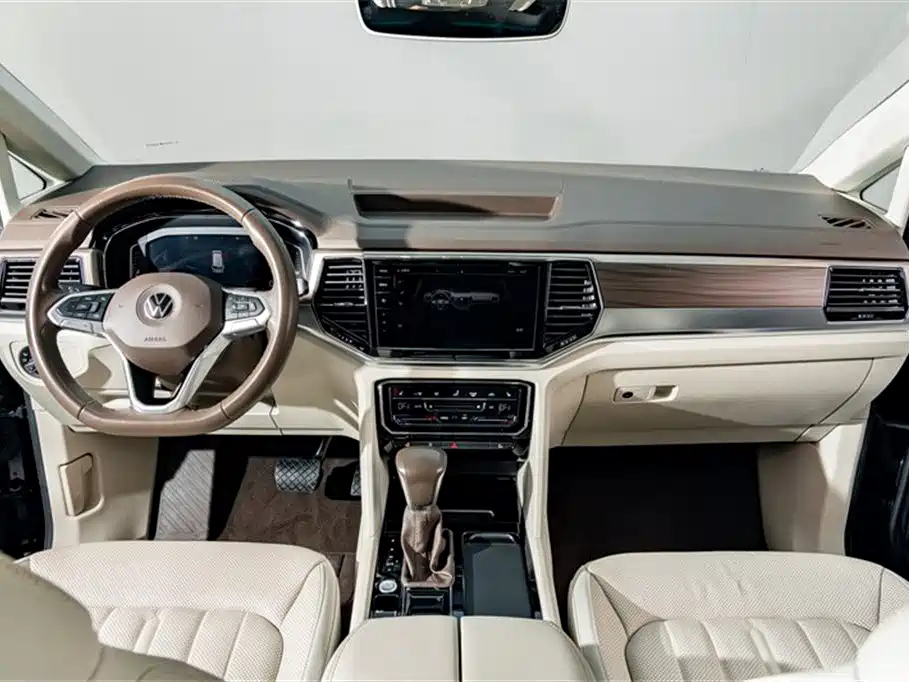 VOLKSWAGEN VILORAN 2021