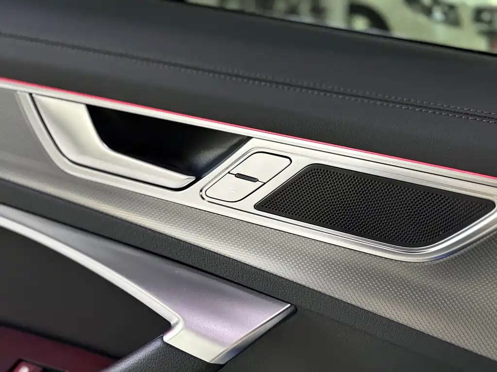 AUDI A6L 2023