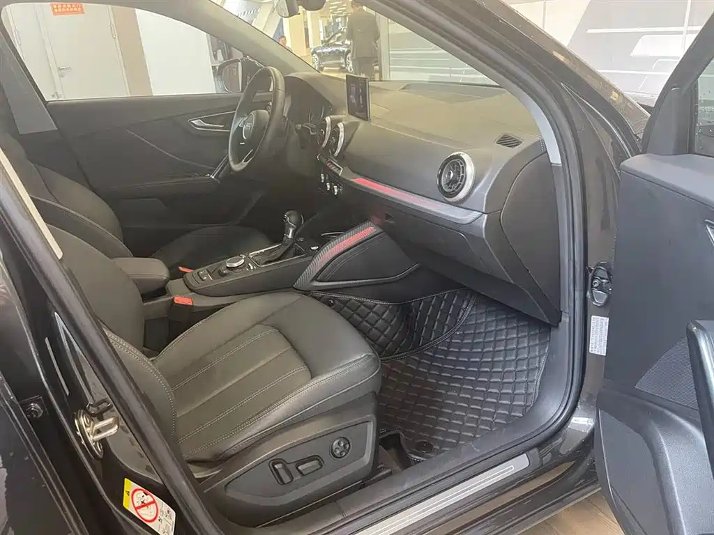 AUDI Q2L 2023