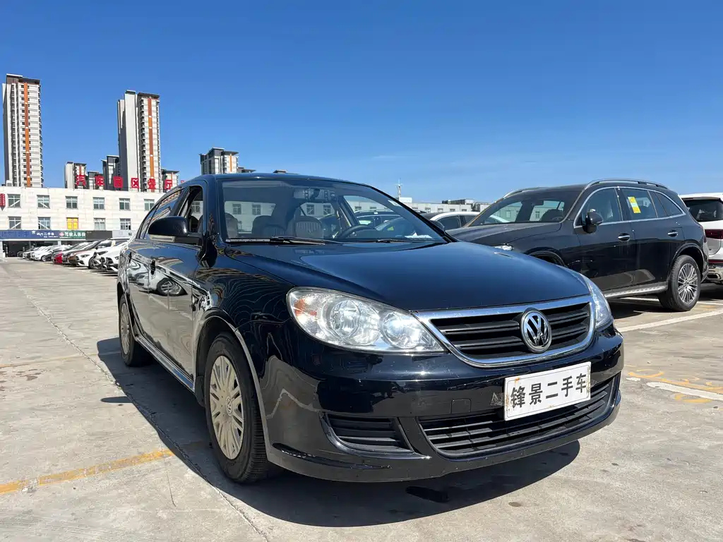 VOLKSWAGEN LAVIDA 2013