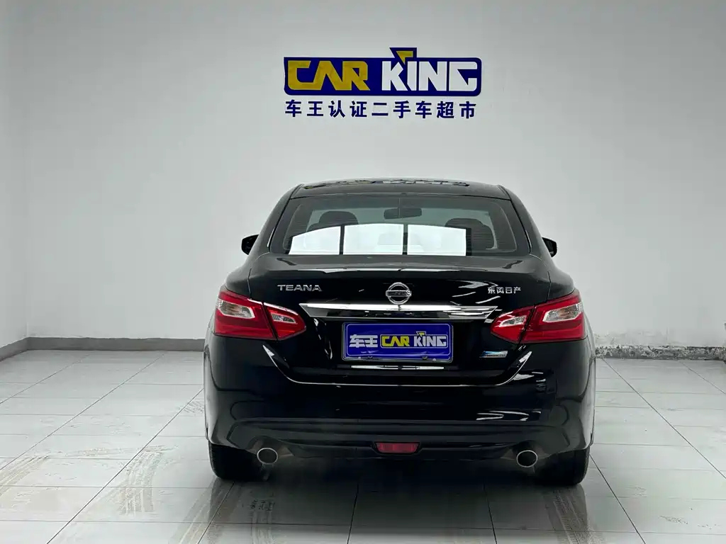 NISSAN TEANA 2018