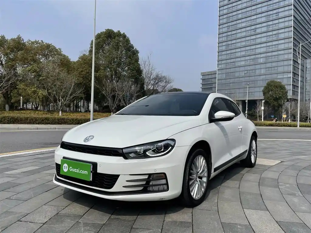 VOLKSWAGEN SCIROCCO 2015