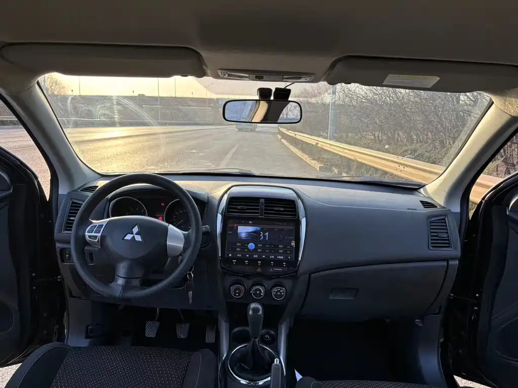 MITSUBISHI ASX ASX 2015