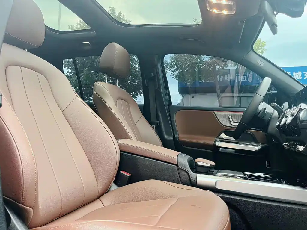 MERCEDES BENZ GLB 2022