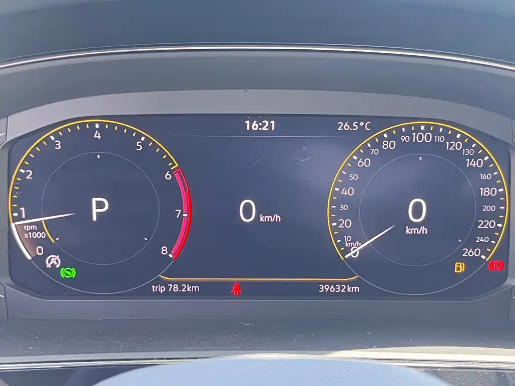 VOLKSWAGEN PASSAT 2023