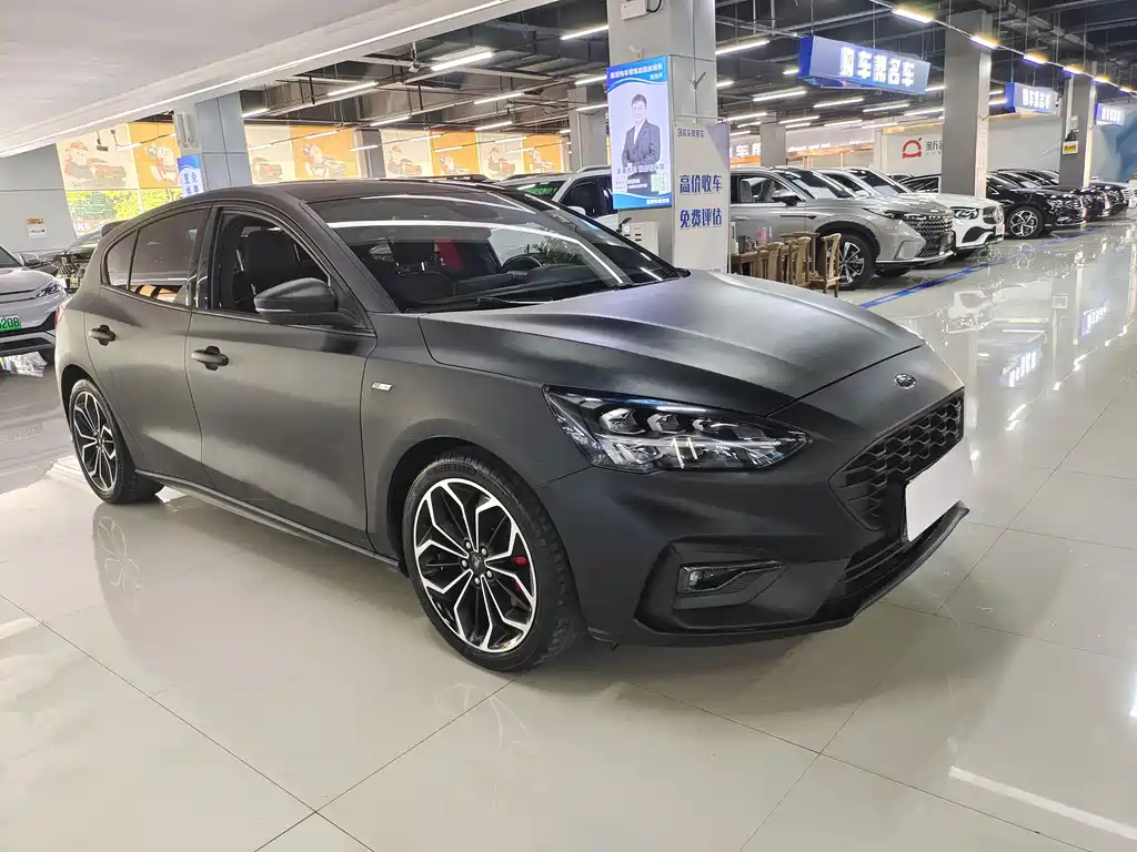 FORD FOCUS 2021