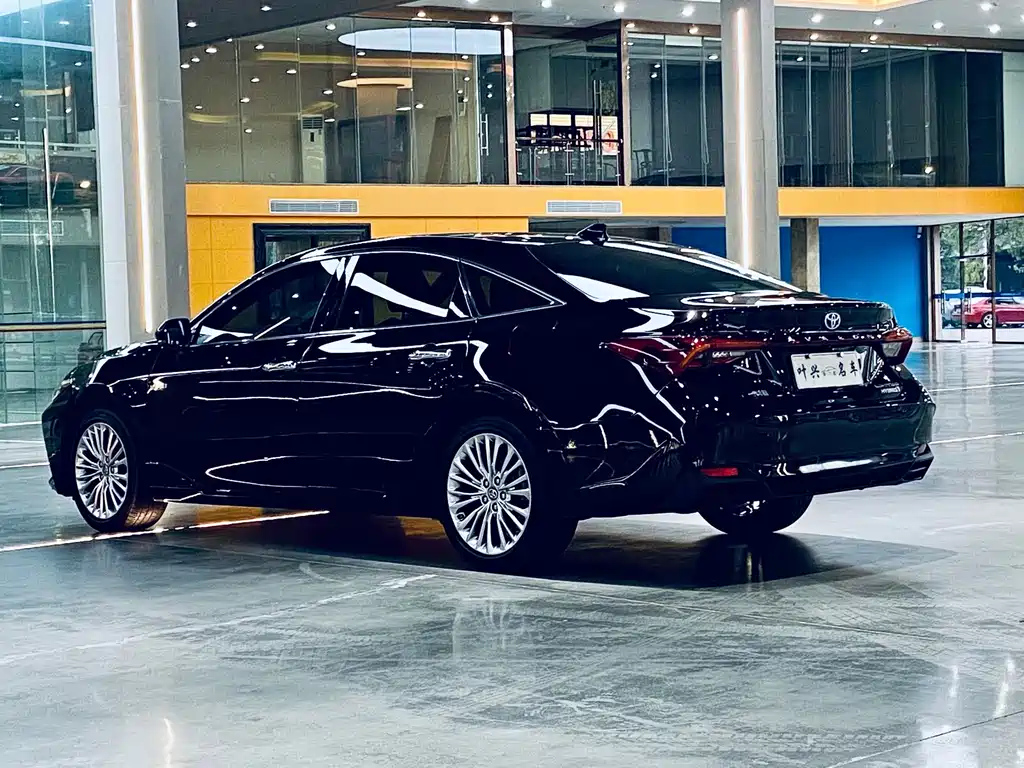 TOYOTA AVALON 2019