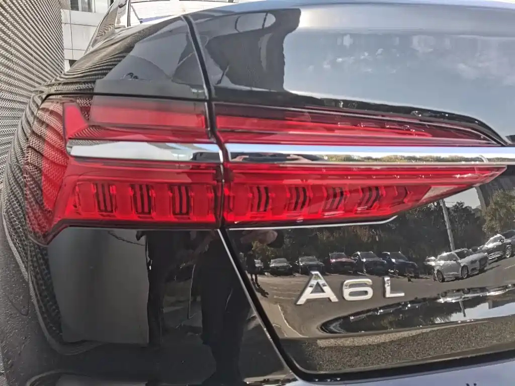 AUDI A6L 2021