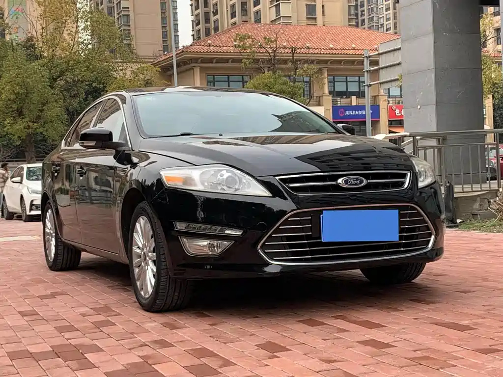 FORD MONDEO - WINNER 2011