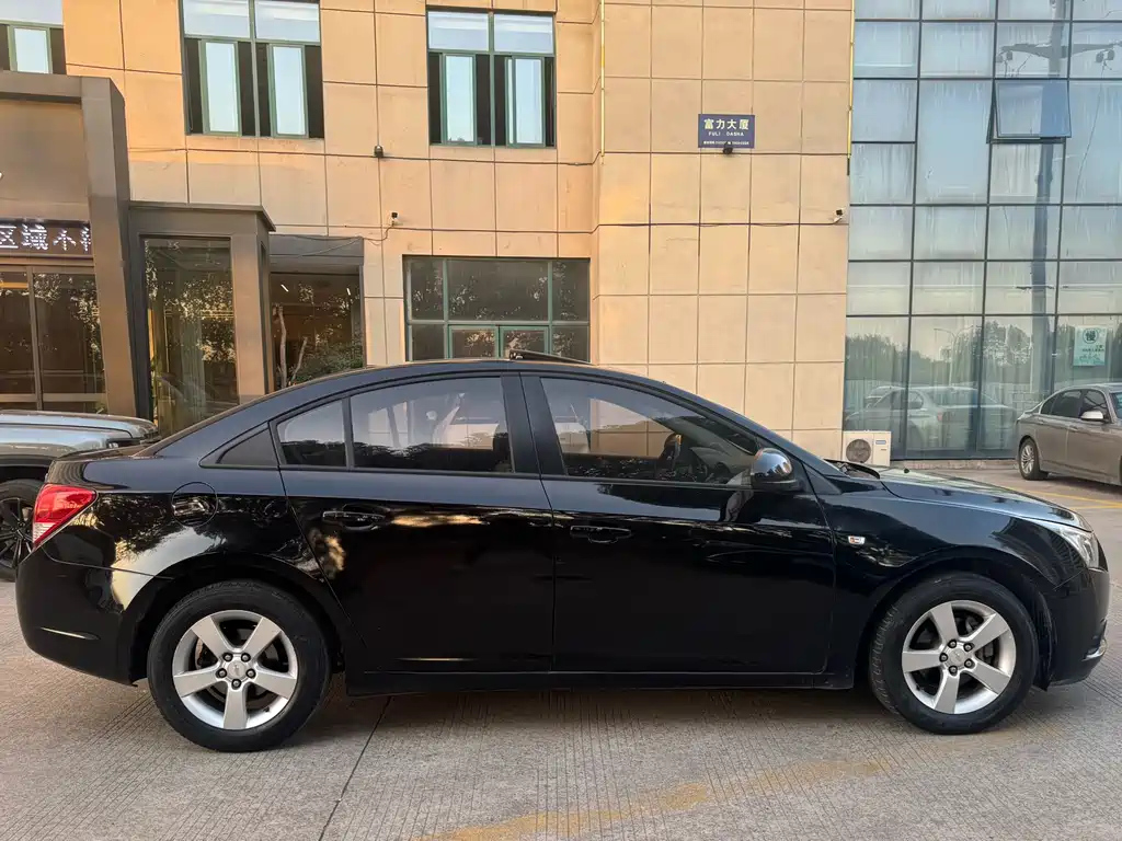 CHEVROLET CRUZE 2013