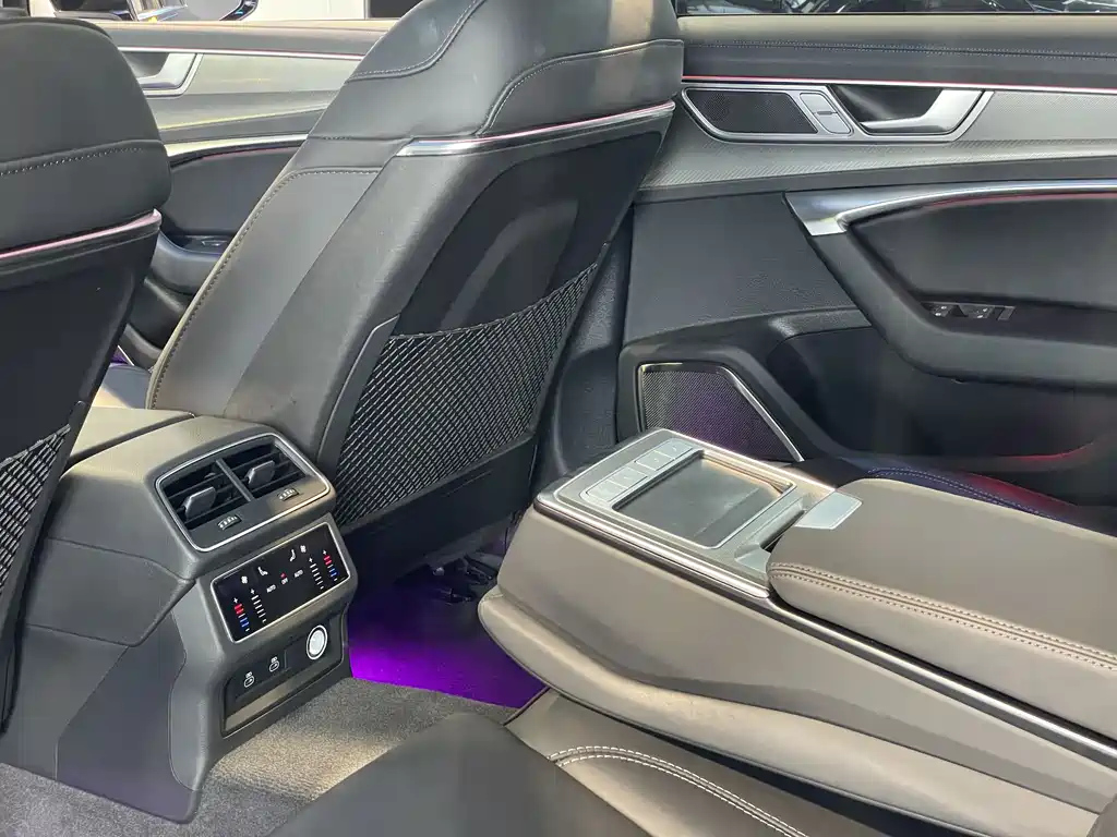 AUDI A6L 2023