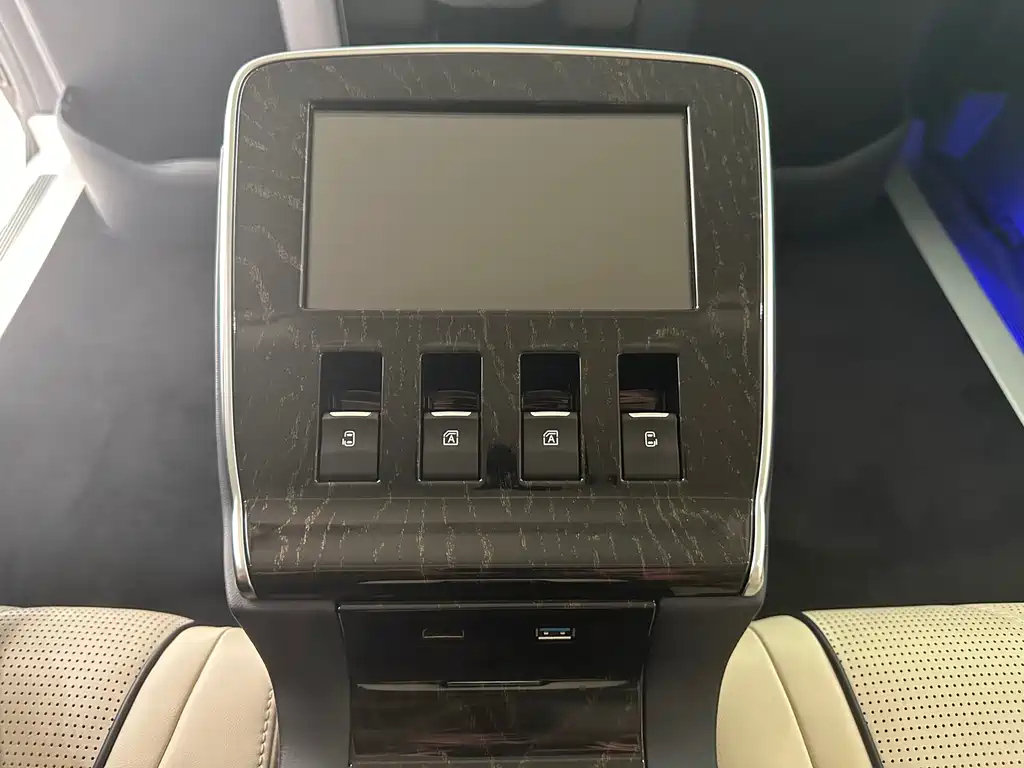 TRUMPCHI M8 2022