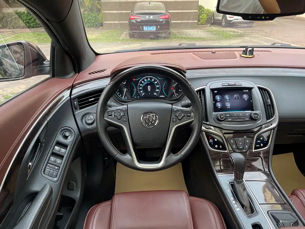 BUICK LACROSSE 2015