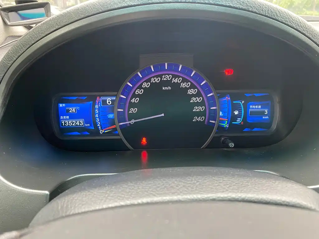 BYD S6 2013
