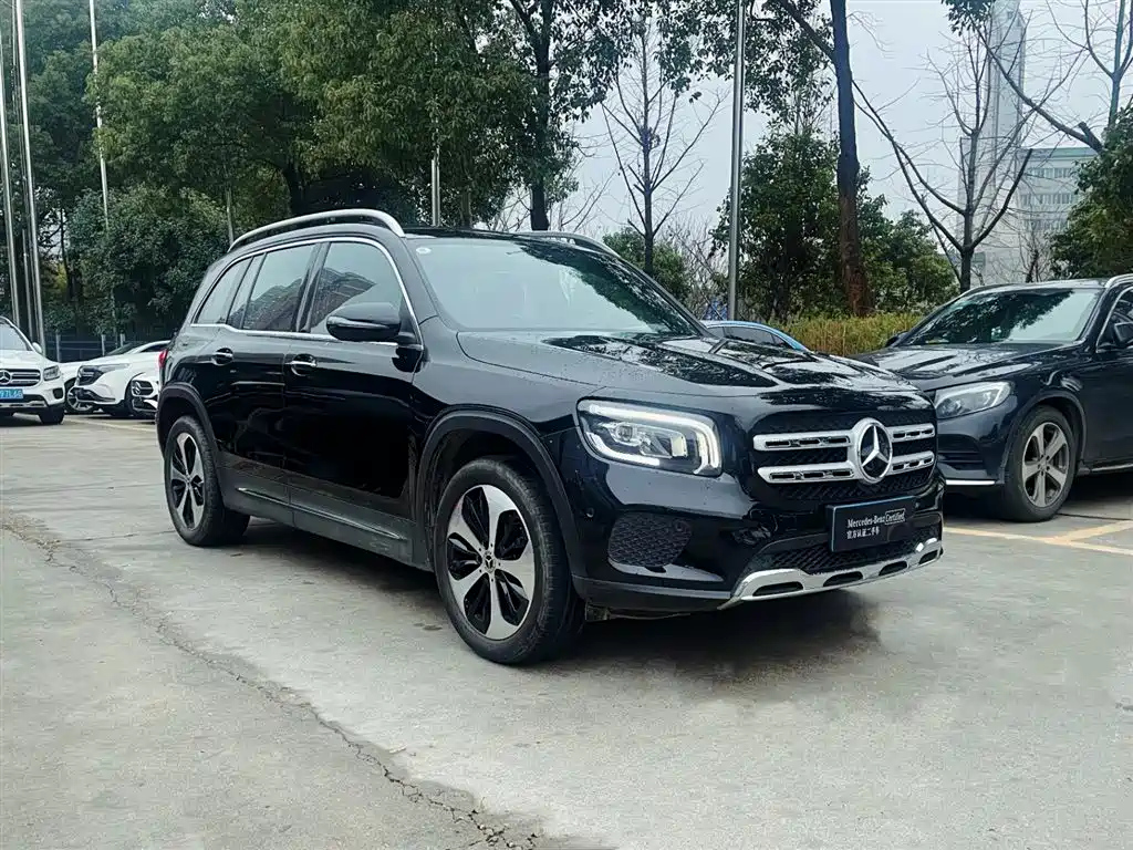 MERCEDES BENZ GLB 2022