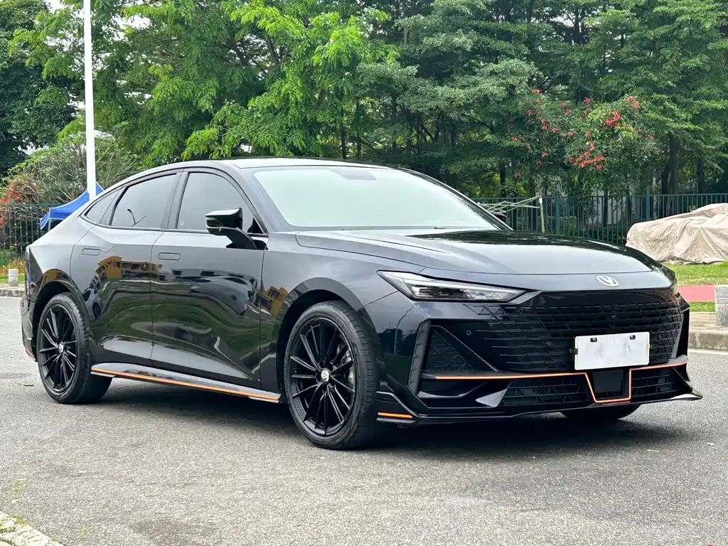 CHANGAN UNI-V 2023