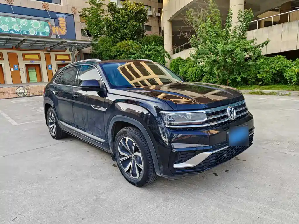 VOLKSWAGEN TOURAN 2019