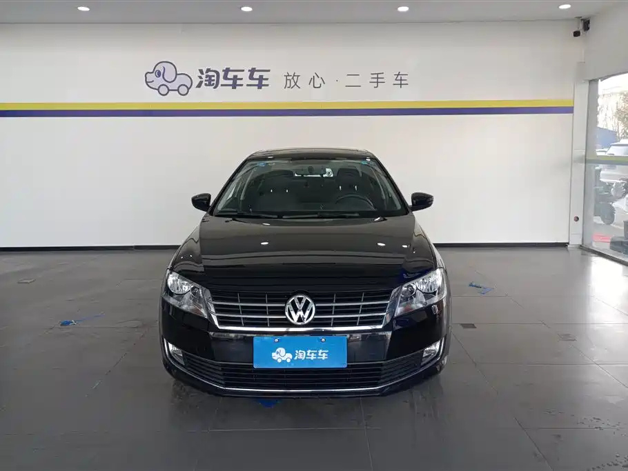 VOLKSWAGEN LAVIDA 2017