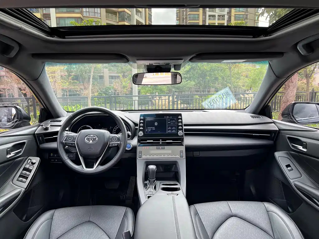 TOYOTA AVALON 2022