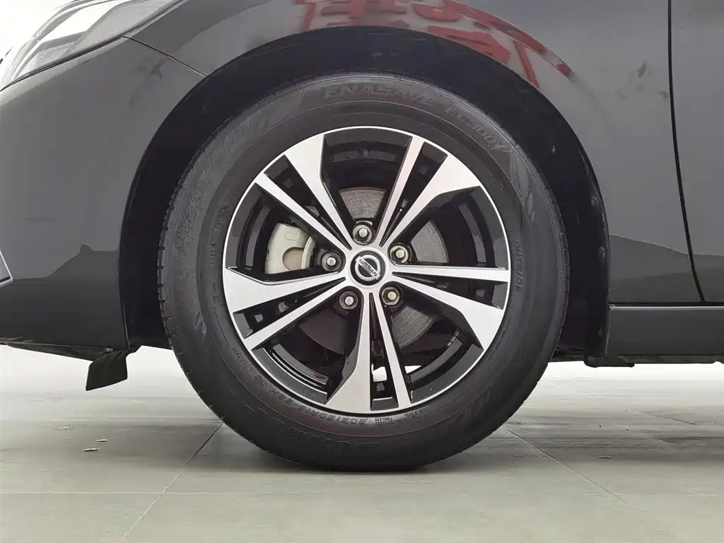 NISSAN SYLPHY 2020