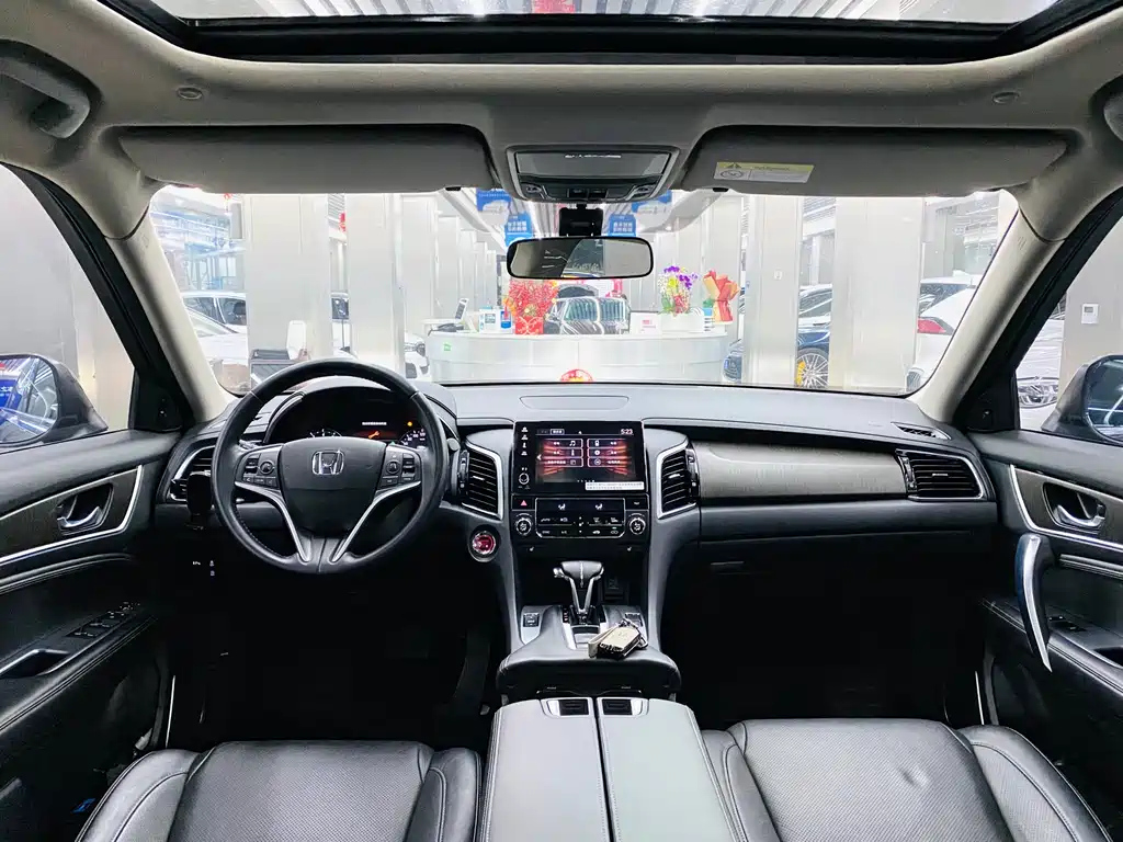 HONDA AVANCIER 2021