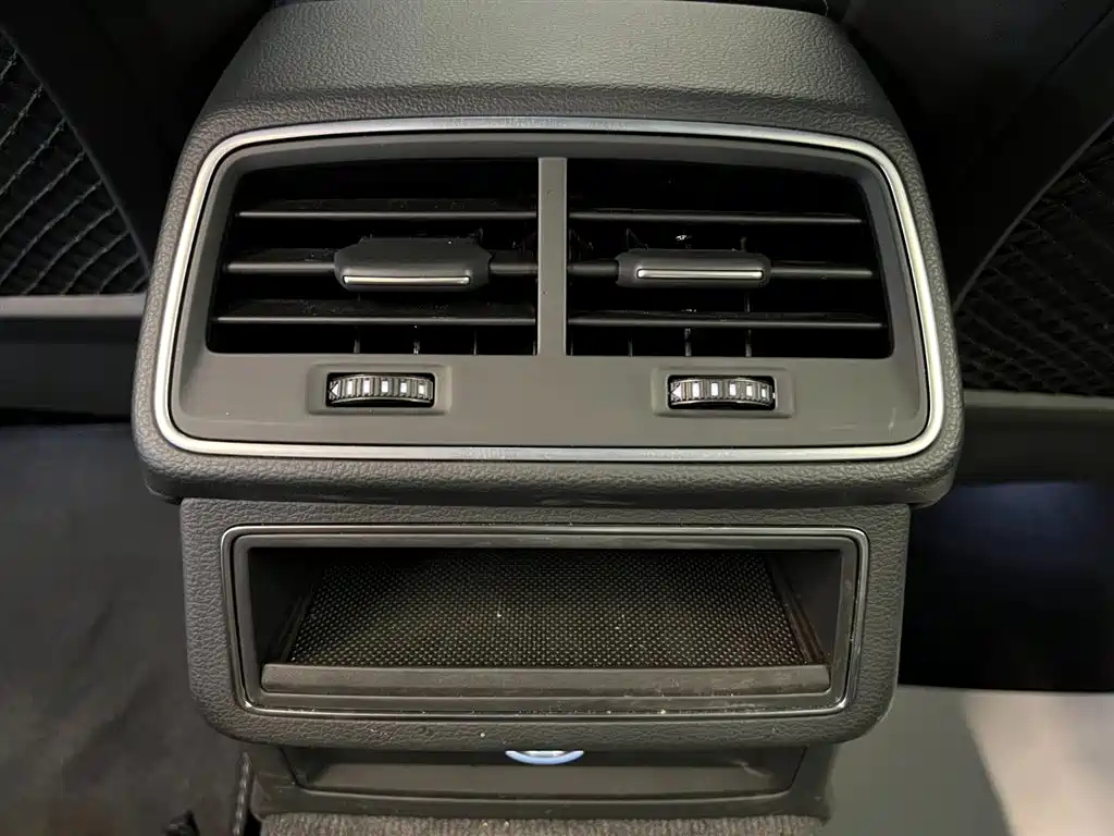 AUDI A6L 2021