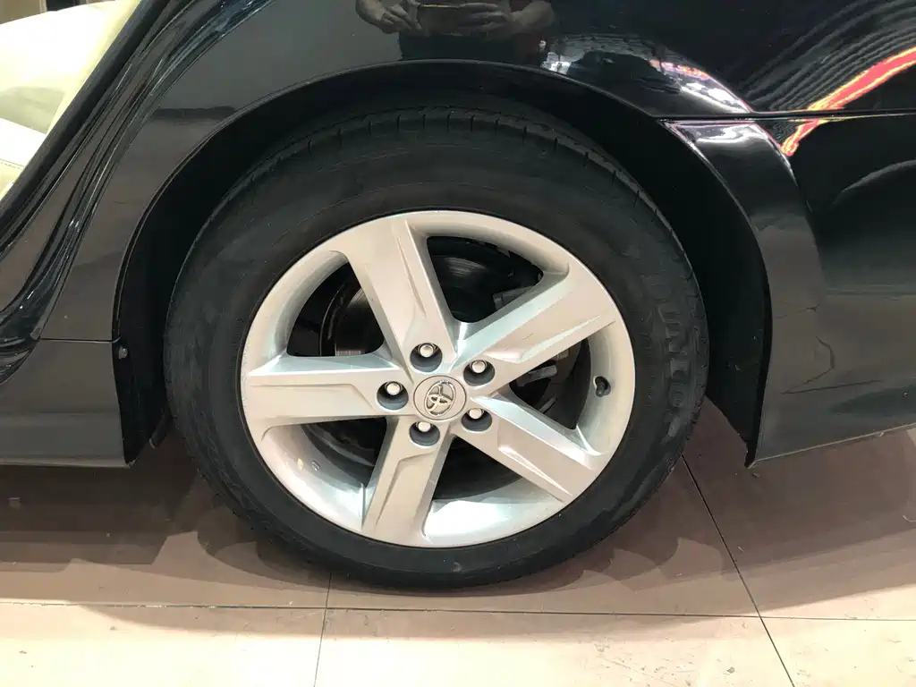 TOYOTA CAMRY 2013