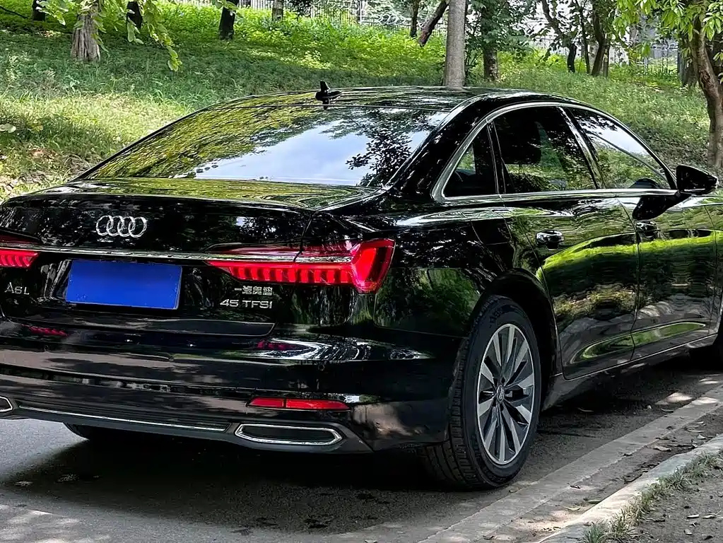 AUDI A6L 2021