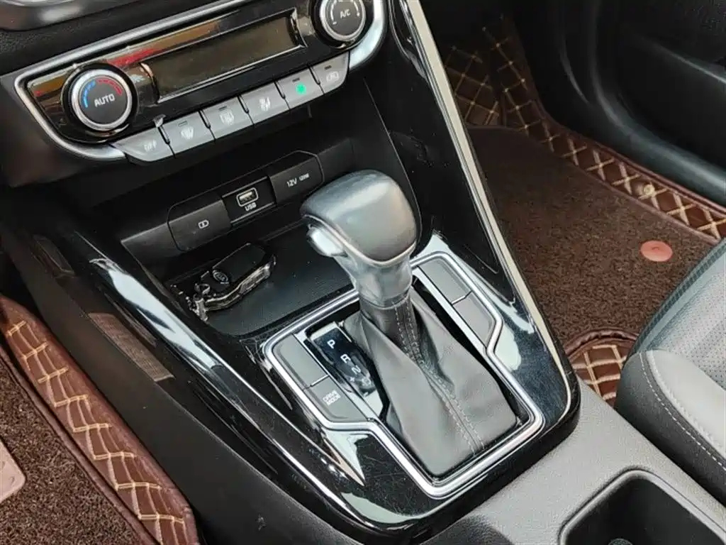 KIA SPORTAGE 2019