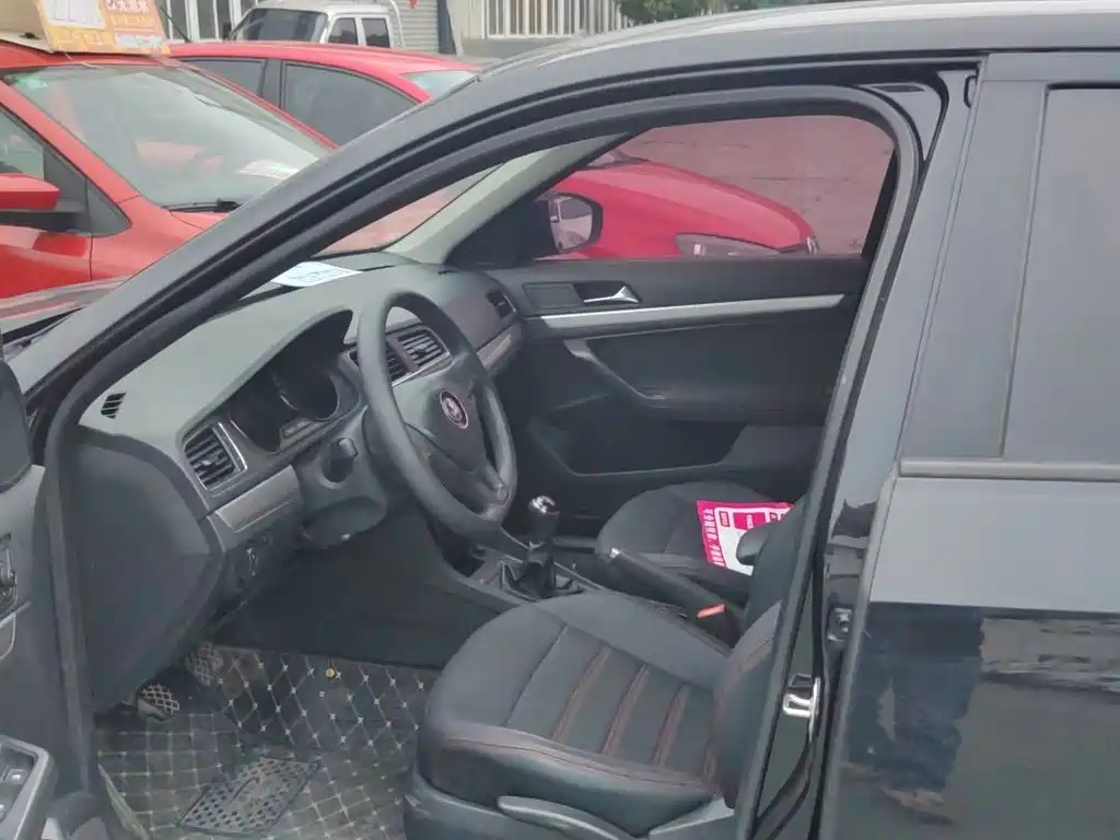 VOLKSWAGEN LAVIDA 2018