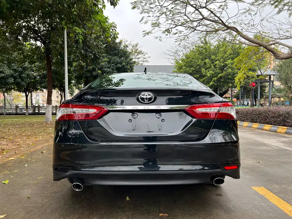TOYOTA CAMRY 2021