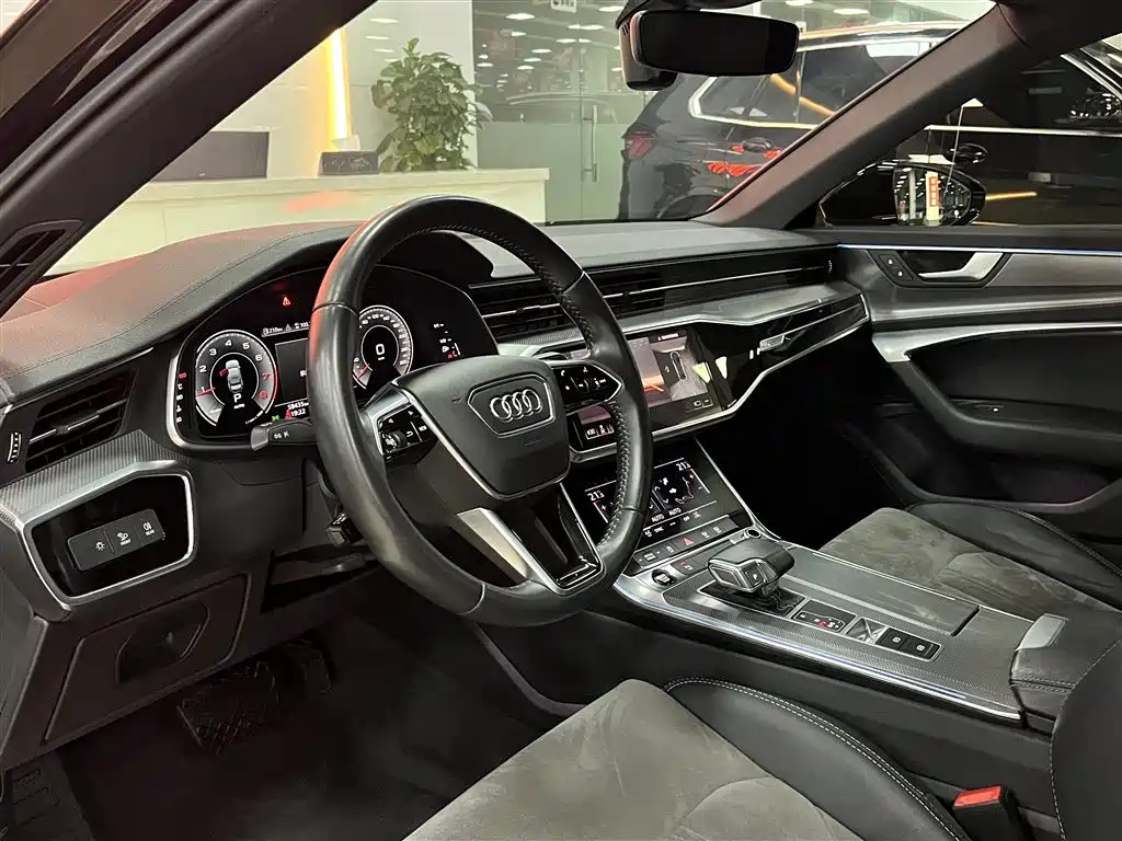 AUDI A6L 2020