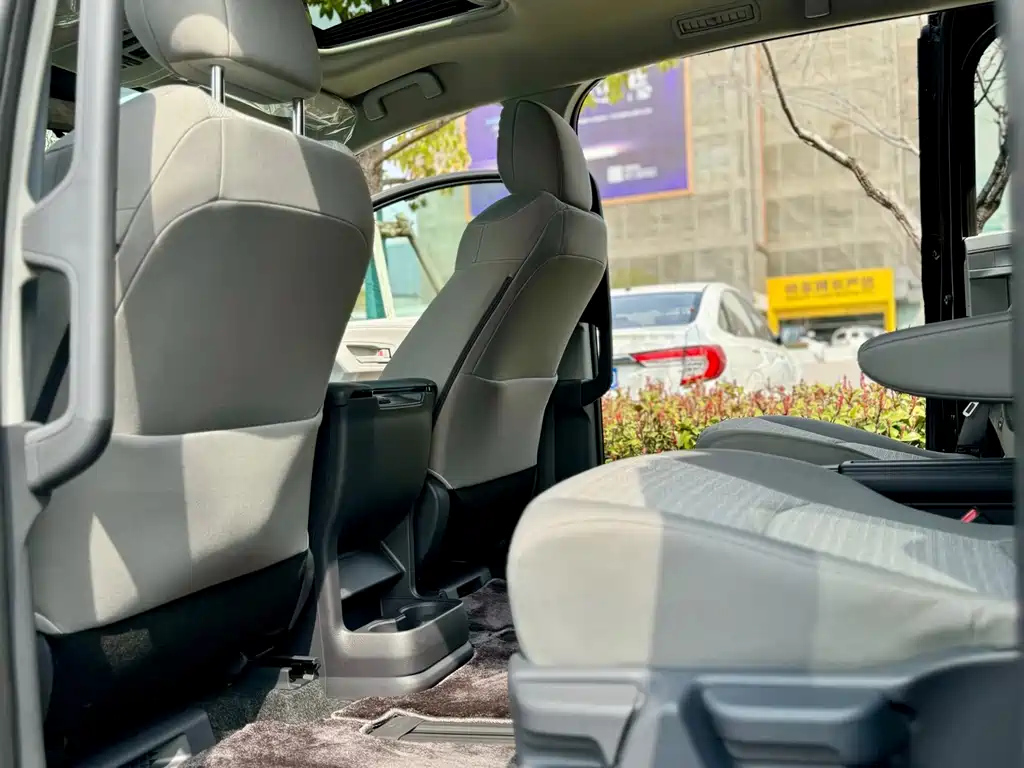 TOYOTA SIENNA SIENNA 2024