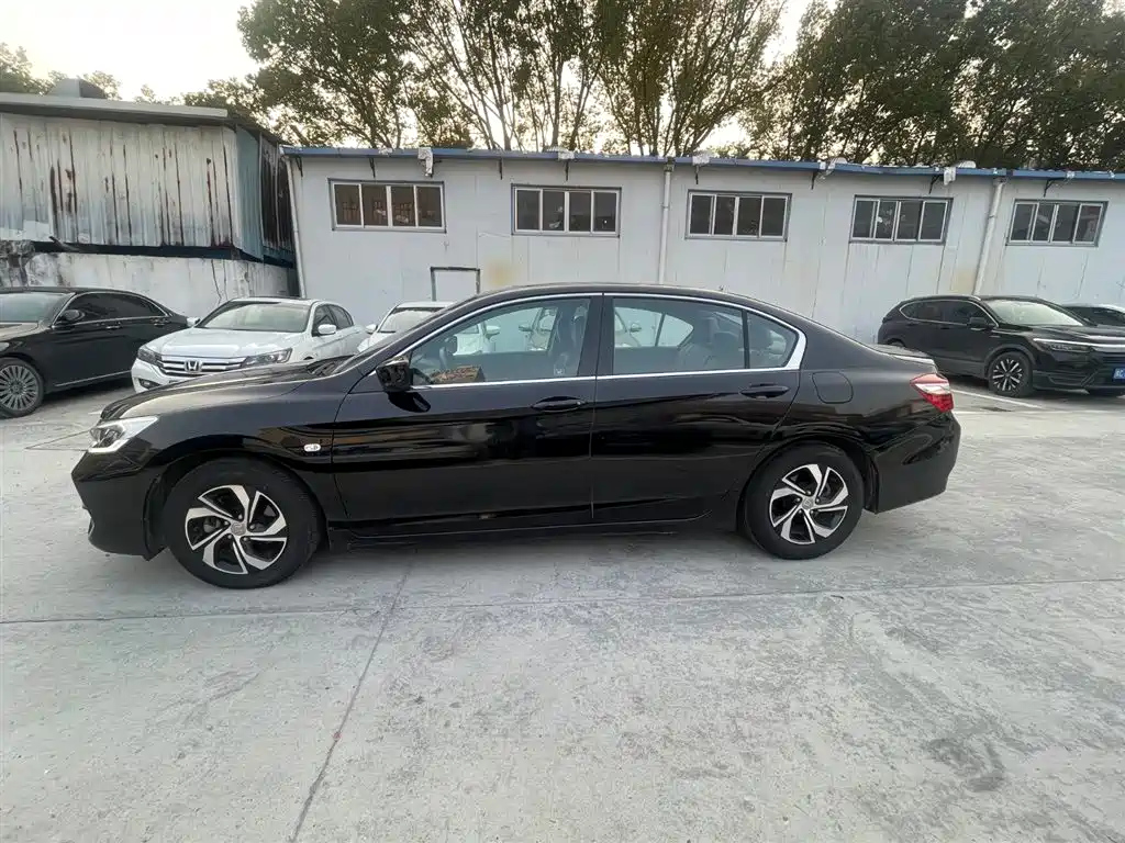 HONDA ACCORD 2017