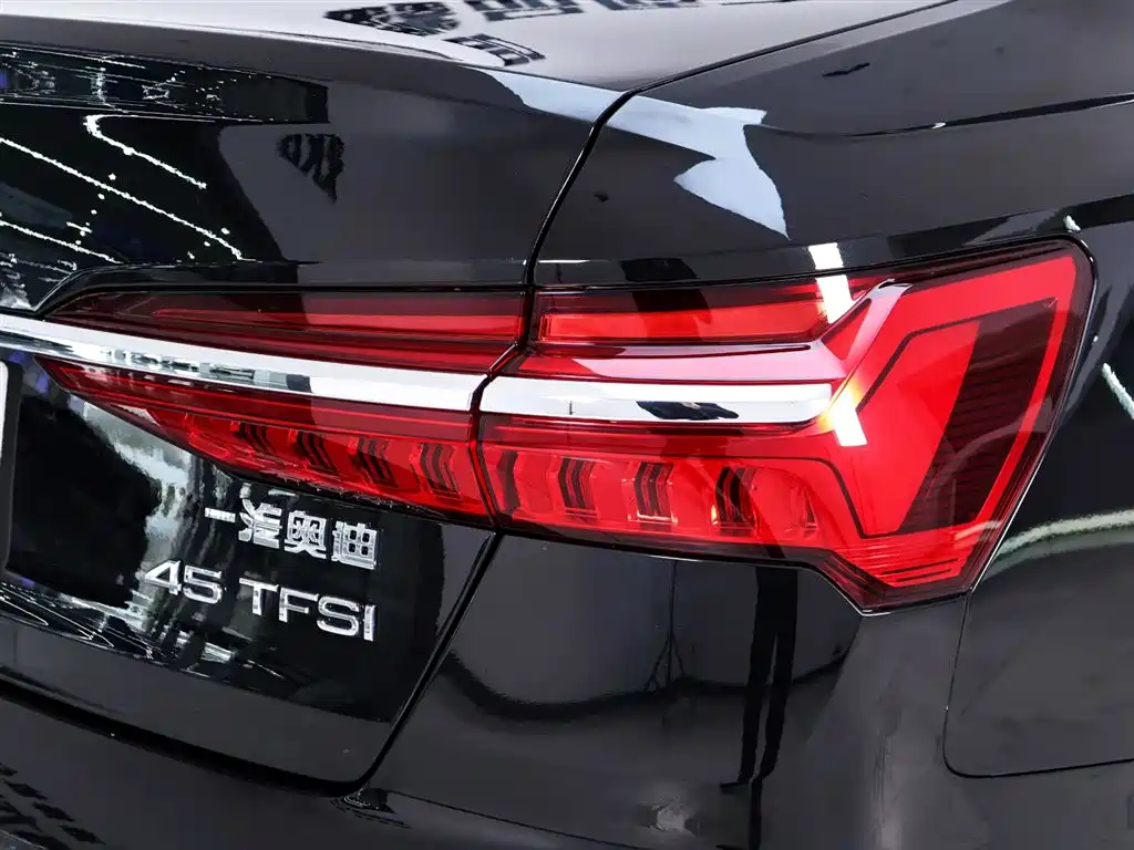 AUDI A6L 2023