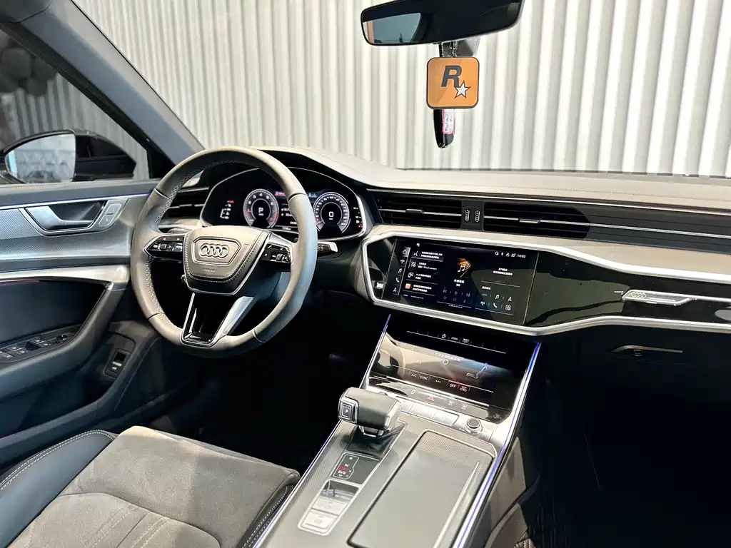 AUDI A6L 2022