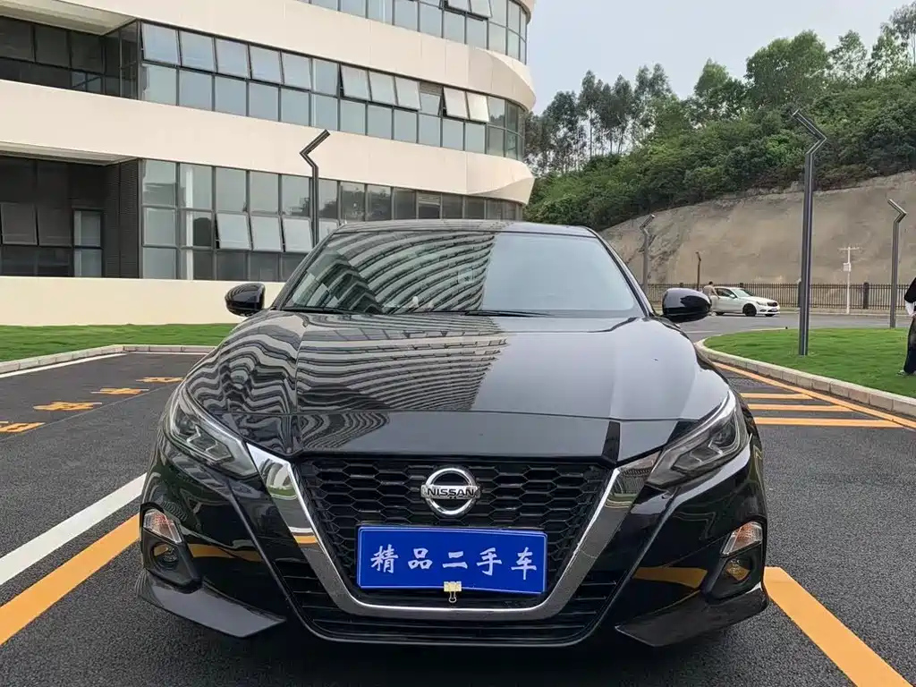 NISSAN TEANA 2021