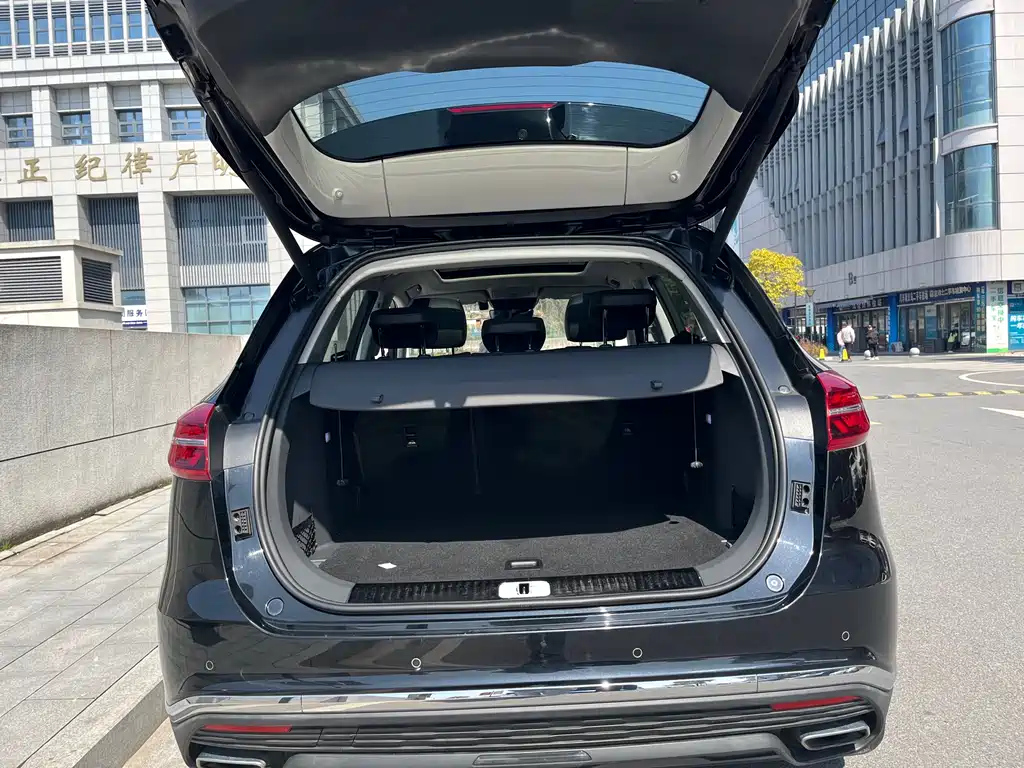 HONGQI HS5 2020