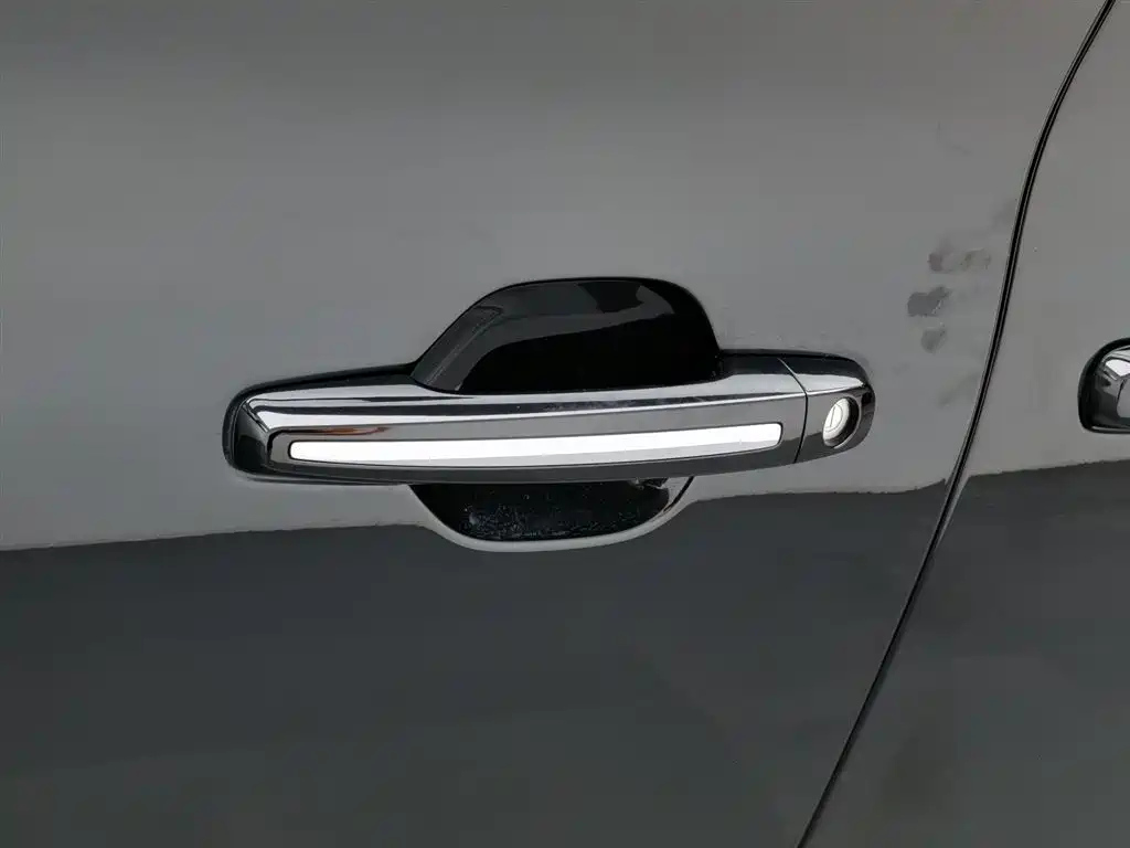 TRUMPCHI M8 2022