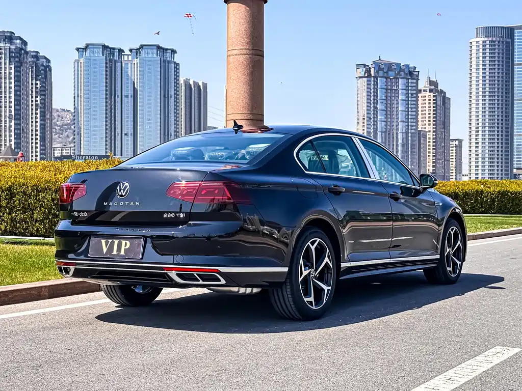 VOLKSWAGEN MAGOTAN 2024