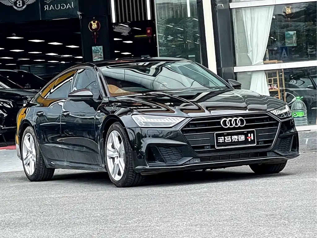 AUDI A7 2021