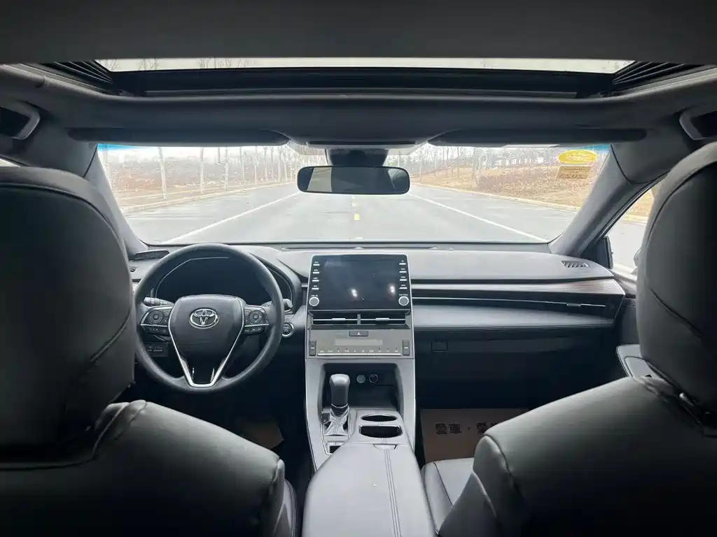 TOYOTA AVALON 2021