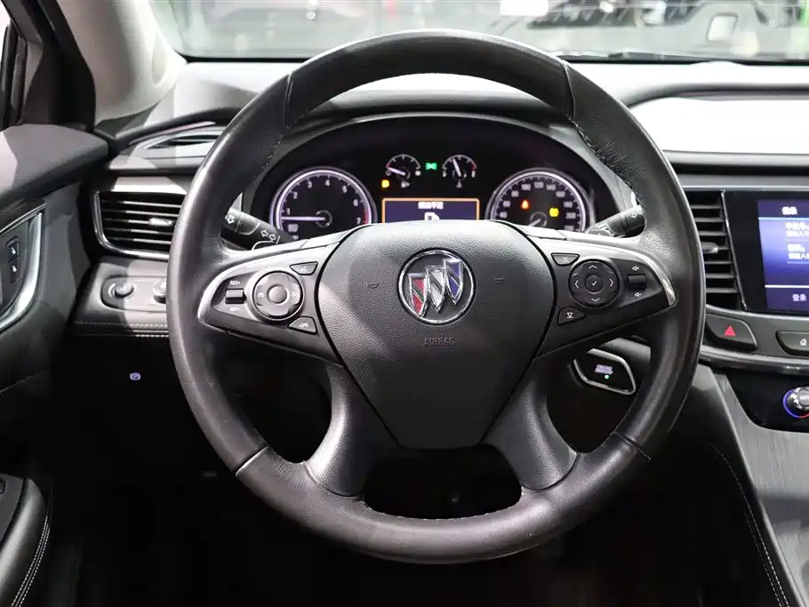 BUICK LACROSSE 2022