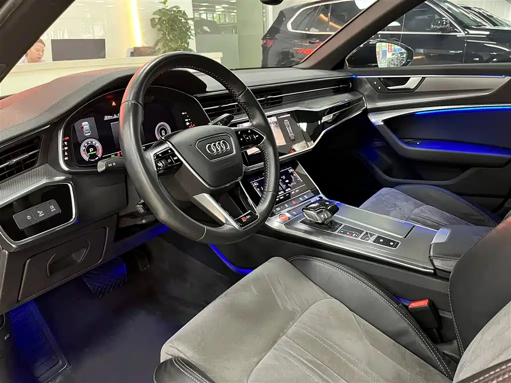 AUDI A6L 2020