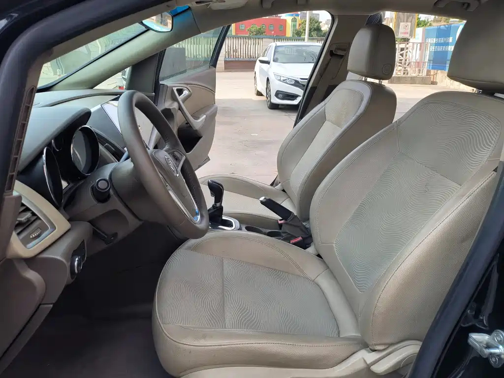 BUICK EXCELLE 2013