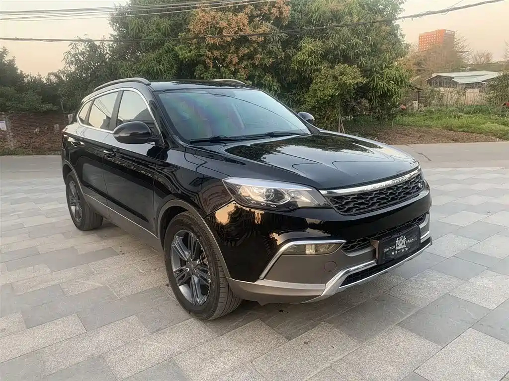 LEOPAARD CS10 2015