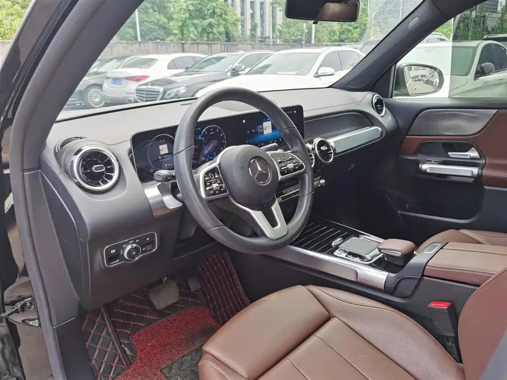 MERCEDES BENZ GLB 2020