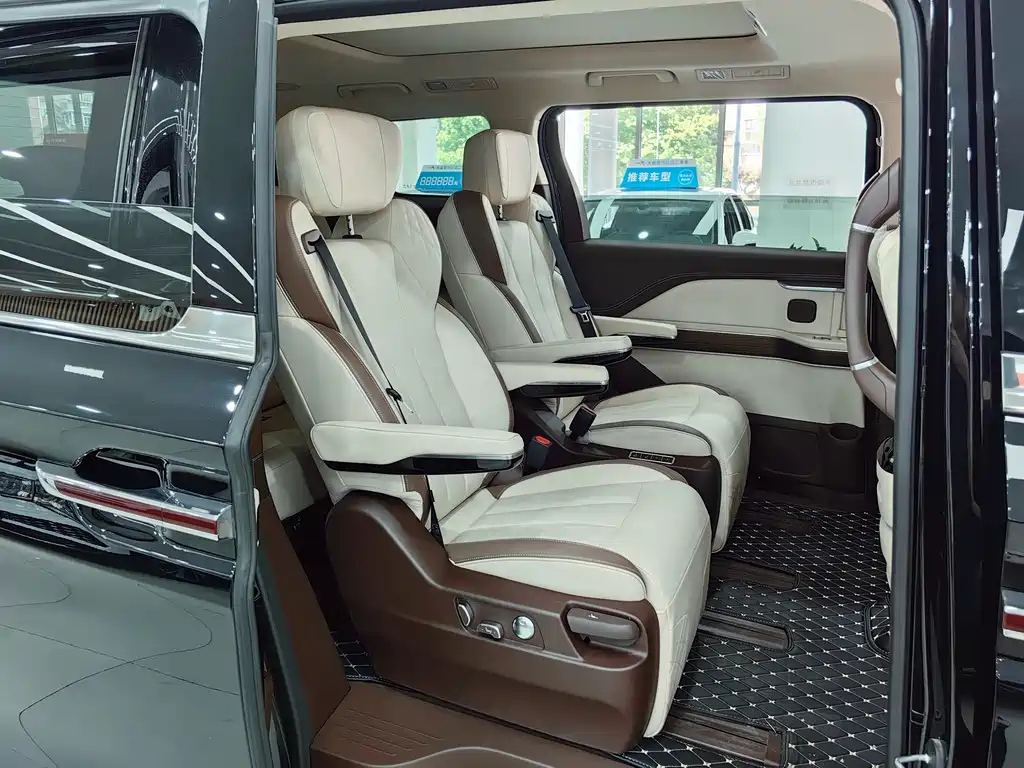 HONGQI HQ9 2024
