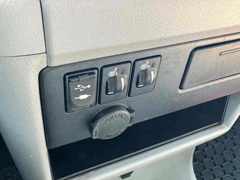 TOYOTA SIENNA 2017